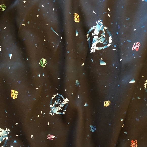 Torrid size 4 MARVEL AVENGERS ENDGAME SCUBA SKIRT - Picture 8 of 9